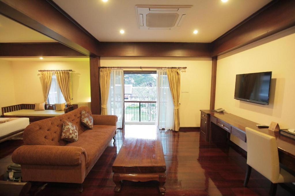 Wiangkaew Hotel Nan Buitenkant foto