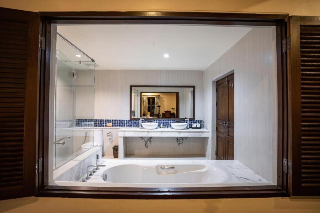 Wiangkaew Hotel Nan Buitenkant foto